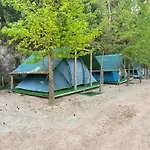 Geres مكان تخييم *