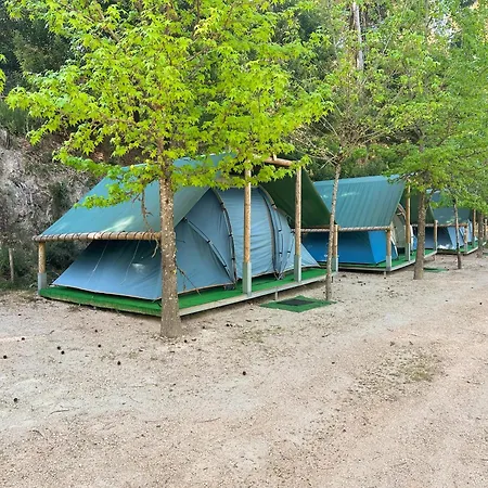 Geres Camping *