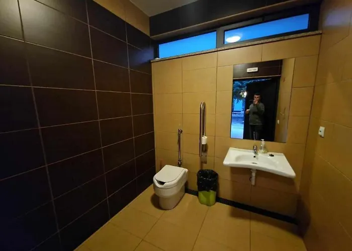 Geres Κάμπινγκ Ermida (Braga)